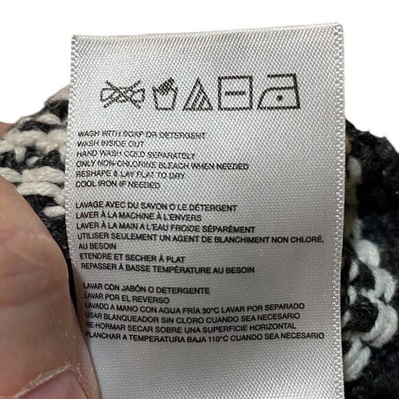 Roxy Black & White Sweater Dress in XL - Picture 7 of 8